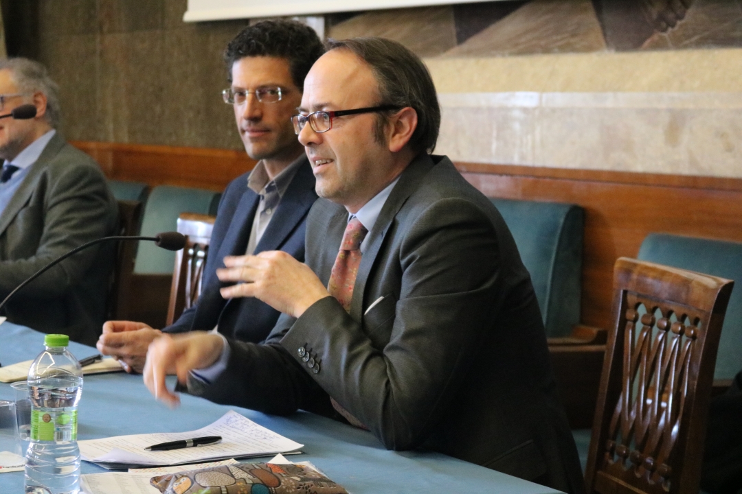 Docenti che illustrano i corsi